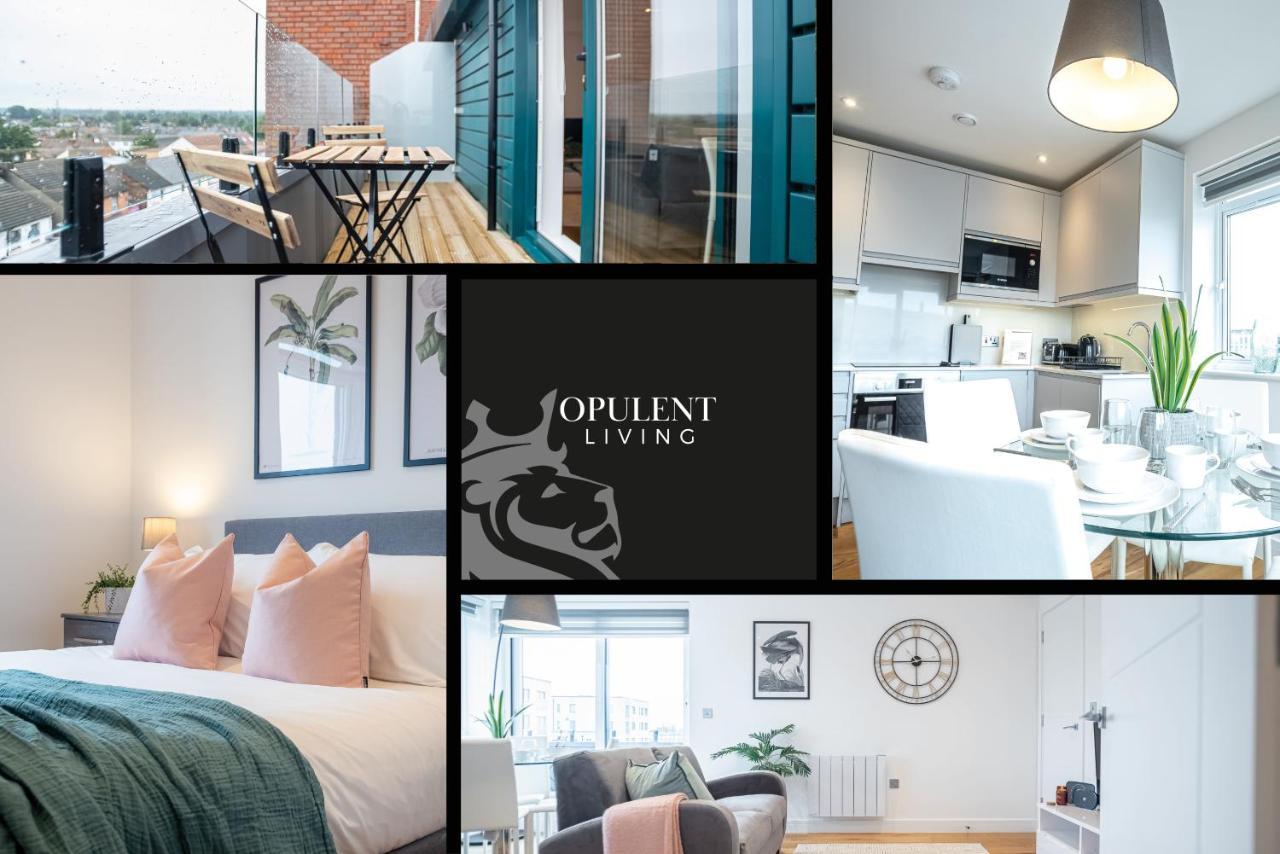 Luxe & Stylish 1 & 2 Bed Flats Near Heathrow, Legoland, & Windsor Слау Екстер'єр фото